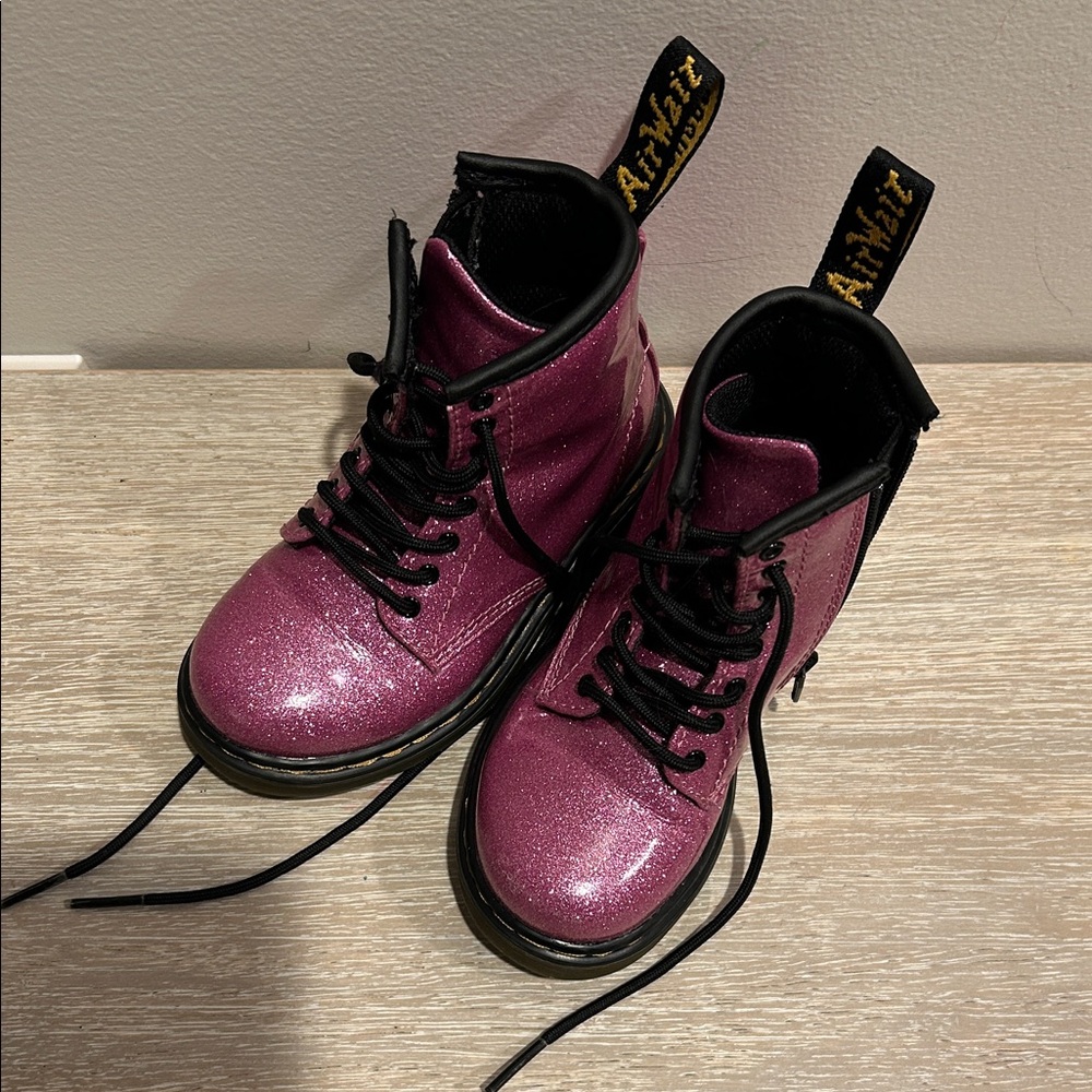 Dr. Martens Kids Boots in Sparkly Pink